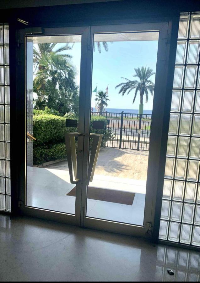 Appartement Front De Mer - Promenade Des Anglais Nice Exterior foto